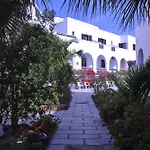 Hotel New Haroula 3*