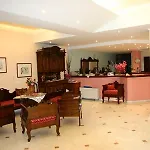 Hotel New Haroula 3*