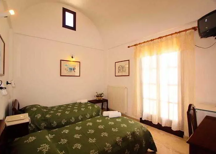 新哈罗拉酒店 3*