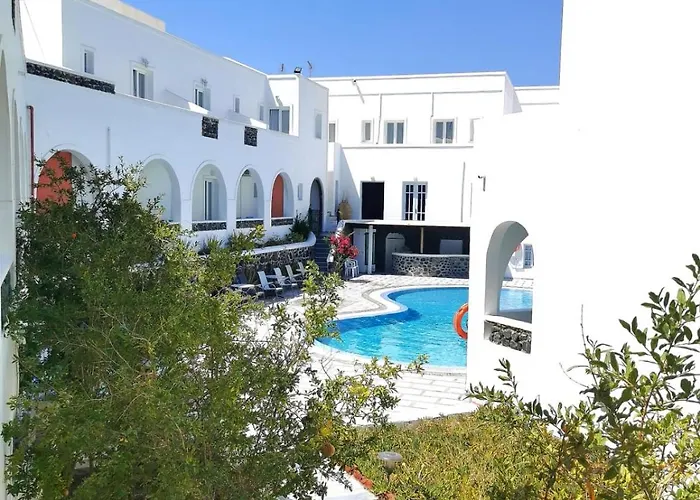 新哈罗拉酒店 3*