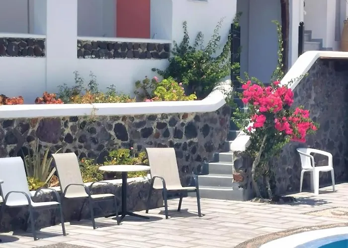 Hotel New Haroula 3*