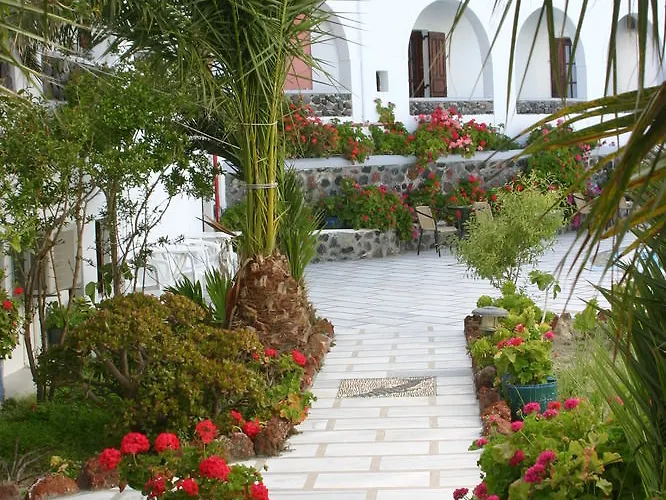 Hotel New Haroula 3*