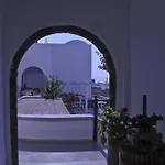 New Haroula 3* Fira (Santorini)