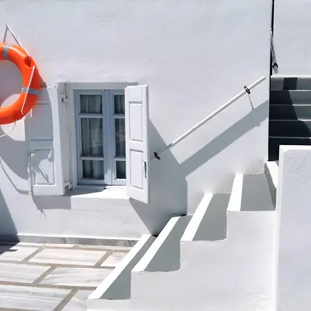 New Haroula Fira (Santorini)