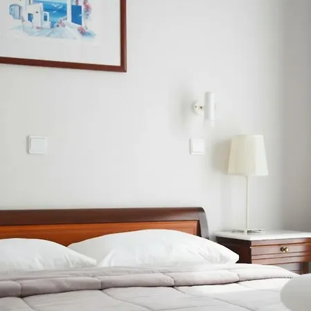 New Haroula 3* Fira (Santorini)