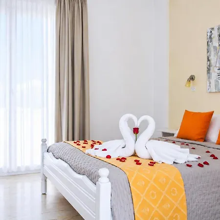 Hotel New Haroula 3*