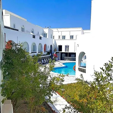 New Haroula 3* Fira (Santorini)