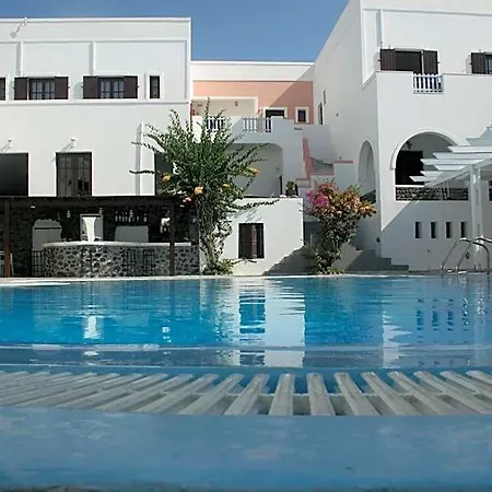 Hotel New Haroula Fira (Santorini)