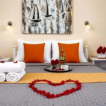 Hotel New Haroula 3*