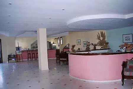 Hotel New Haroula Fira (Santorini)