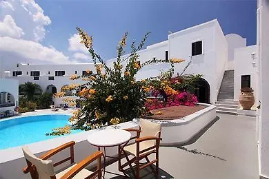 New Haroula Hotel Fira (Santorini)