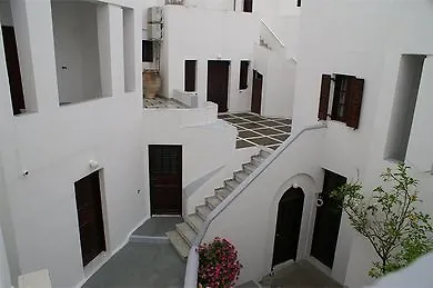 New Haroula Hotel Fira (Santorini)