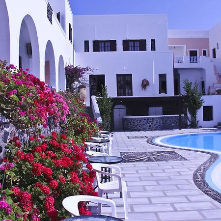 New Haroula 3* Fira (Santorini)