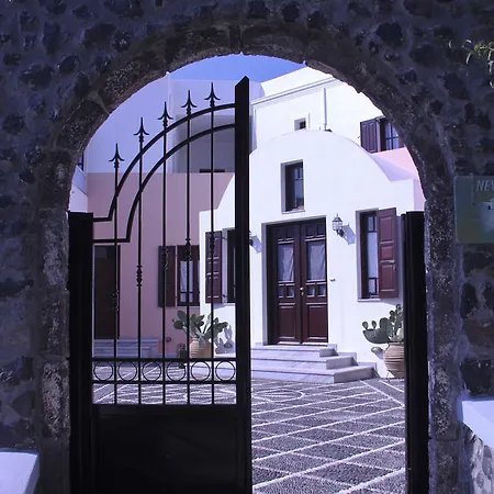 Hotel New Haroula 3*