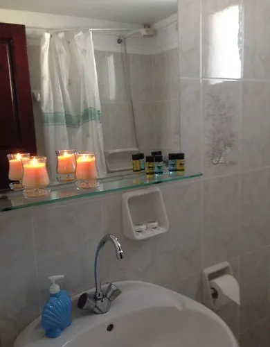 New Haroula 3* Fira (Santorini)