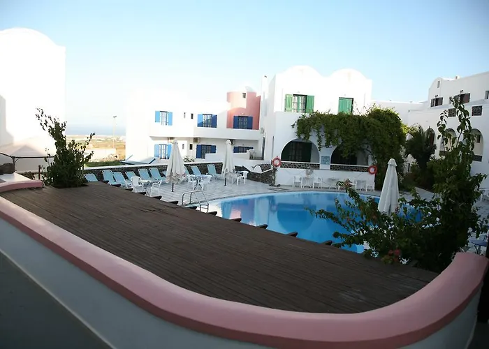 New Haroula Otel Fira (Santorini)