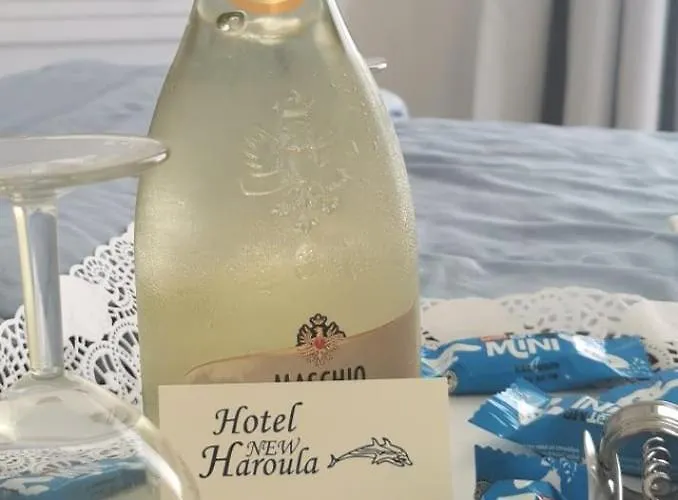 New Haroula 3* Fira (Santorini)