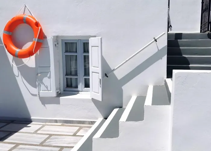 New Haroula Fira (Santorini)