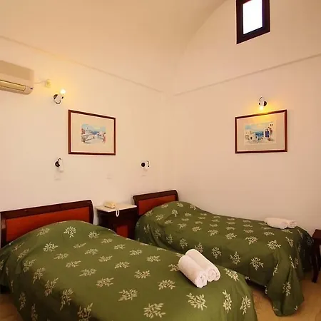 ニュー ハロウラ 3* サントリーニ