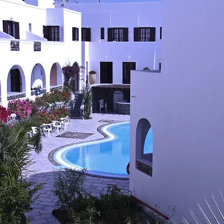 ニュー ハロウラ 3* サントリーニ